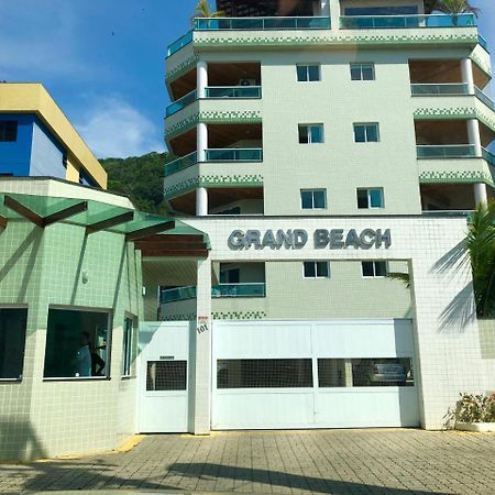 Condominio Grand Beach Ubatuba Buitenkant foto